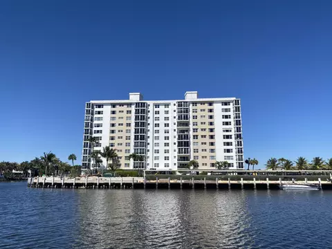 400 Seasage Dr #703, Delray Beach, FL 33483
