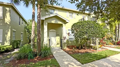 2426 SE Union Park Dr, Port Saint Lucie, FL 34952
