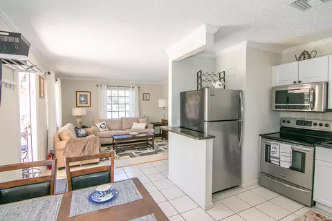 2206 NE 4th St #5, Boynton Beach, FL 33435