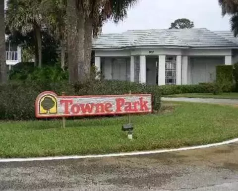 802 SE Central Pkwy #11, Stuart, FL 34994