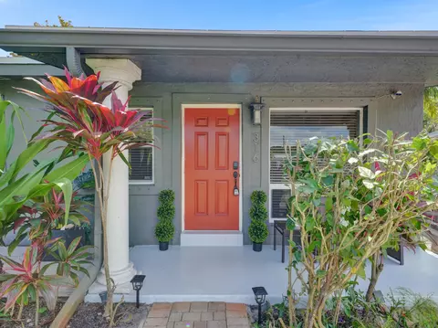 316 NW 28th Ct, Wilton Manors, FL 33311