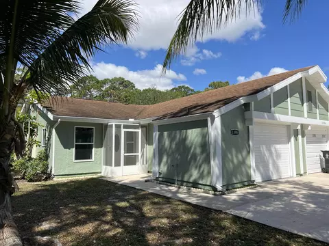 1398 SE Rivergreen Cir, Port Saint Lucie, FL 34952