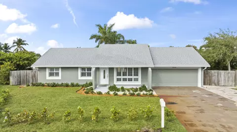 3010 Phoebe Ln, Delray Beach, FL 33444
