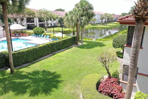 5181 Brisata Cir #J, Boynton Beach, FL 33437