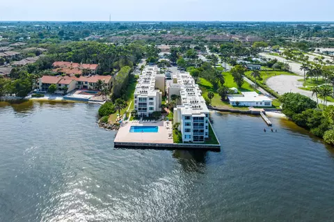 1810 New Palm Way #311, Boynton Beach, FL 33435