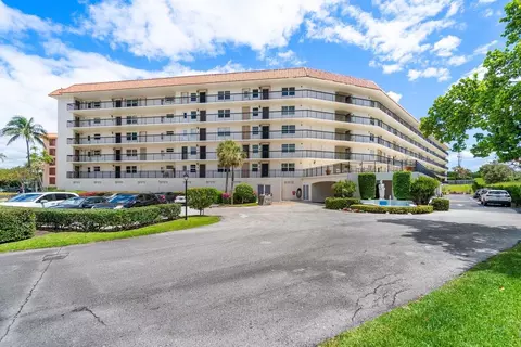 2871 N Ocean Blvd #D406, Boca Raton, FL 33431