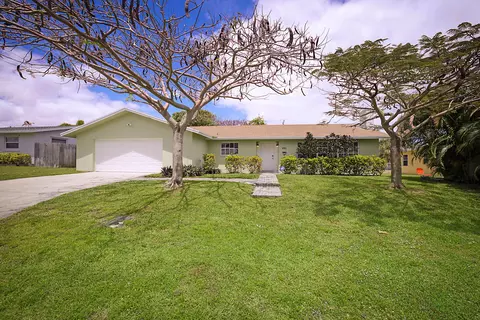 231 SW 11th Ave, Boynton Beach, FL 33435
