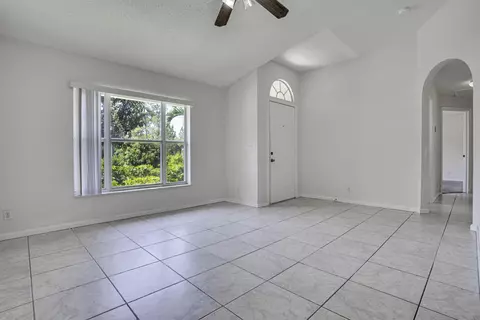 15931 68th Ct N, Loxahatchee, FL 33470