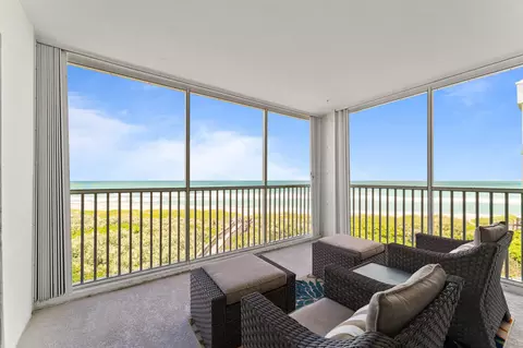529 NE Plantation Rd #307, Stuart, FL 34996