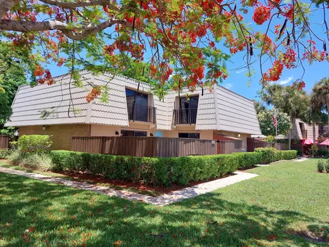 5606 56th Way, West Palm Beach, FL 33409