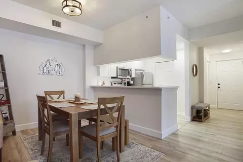 2804 Sarento Pl #204, Palm Beach Gardens, FL 33410