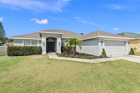 734 NEastlake St, Port Saint Lucie, FL 34983