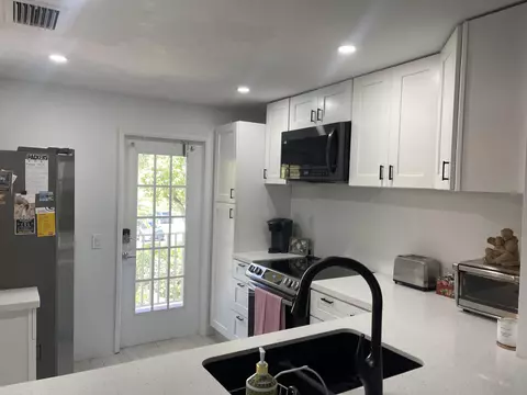 14901 SW 4th St #11A, Pembroke Pines, FL 33027