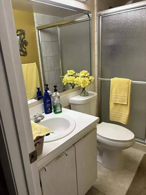 518 Shady Pine Way #A-2, Greenacres, FL 33415