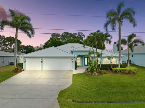 332 SW Enon St, Port Saint Lucie, FL 34953