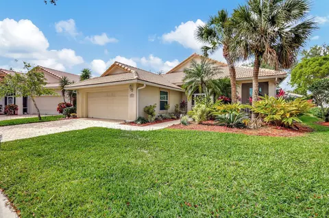 9064 Bay Harbour Cir, West Palm Beach, FL 33411