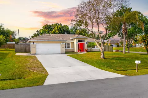 1652 SW Bellevue Ave, Port Saint Lucie, FL 34953