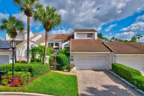 19496 Bay View Rd, Boca Raton, FL 33434
