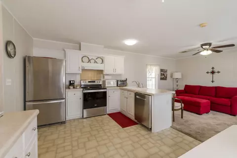 412 SE Trafalgar Ter, Stuart, FL 34994