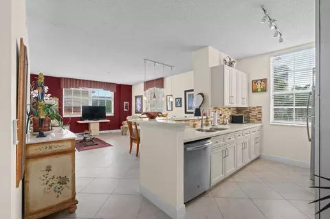 651 Okeechobee Blvd #211, West Palm Beach, FL 33401