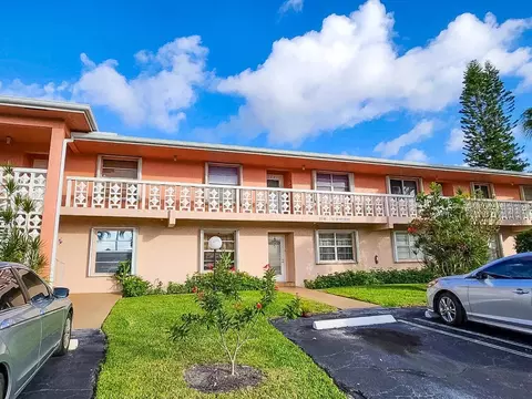 1621 NW 18th Ave #202, Delray Beach, FL 33445