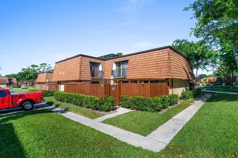 1608 16th Ln #B, Greenacres, FL 33463