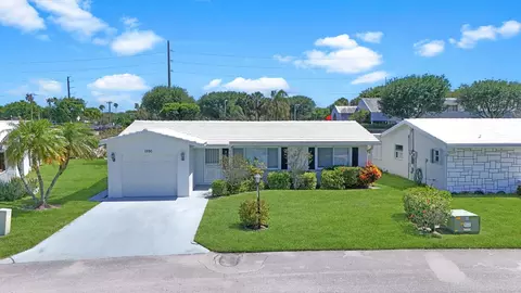 1590 SW 14th Ave, Boynton Beach, FL 33426
