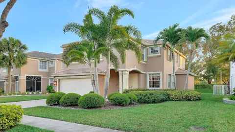 2507 Glendale Dr, Royal Palm Beach, FL 33411