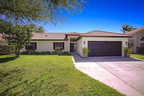 117 E Lee Rd, Delray Beach, FL 33445