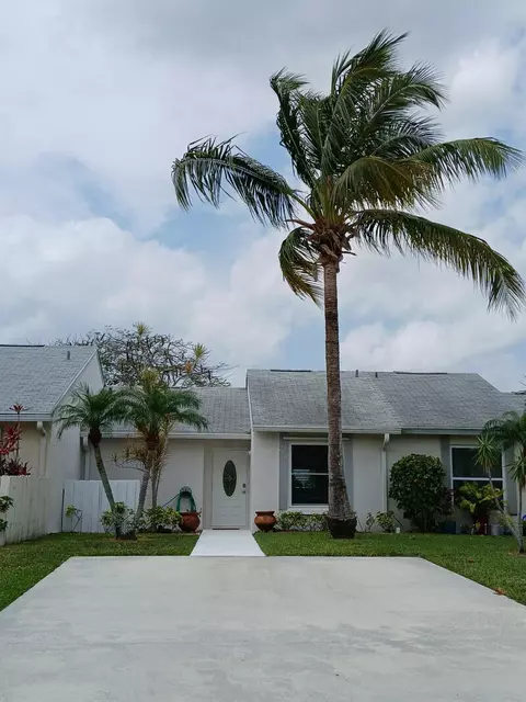 258 Palmetto Ct, Jupiter, FL 33458