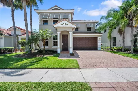 8766 Tally Ho Ln, West Palm Beach, FL 33411