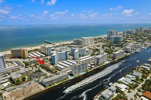 3240 NE 4th St, Pompano Beach, FL 33062
