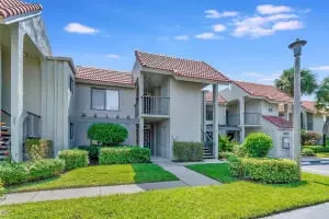 5533 Fairway Park Dr # 102, Boynton Beach, FL 33437