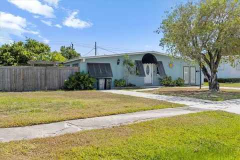 170 Banyan Dr, Port Saint Lucie, FL 34952