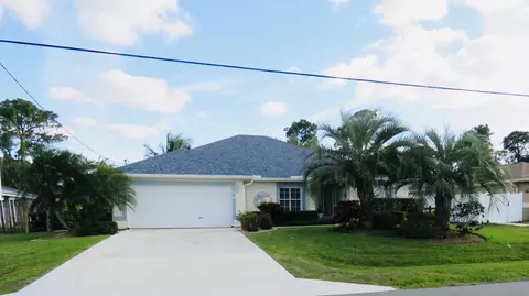 786 SE Walters Ter, Port Saint Lucie, FL 34983