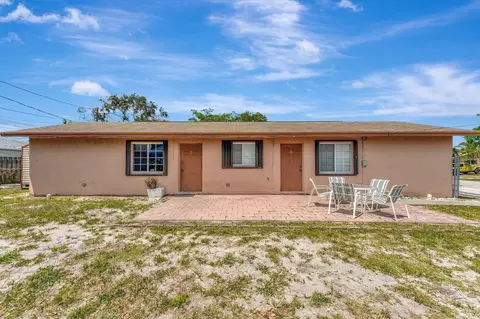350 NE 25th Ct #A & B, Pompano Beach, FL 33064