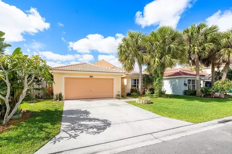 8196 White Rock Cir, Boynton Beach, FL 33436