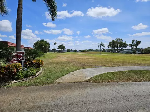 232 Waterford J #J, Delray Beach, FL 33446