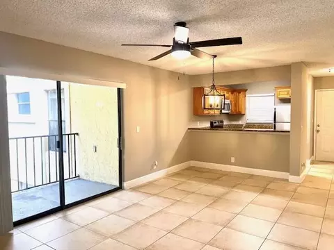 1641 Balfour Point Dr #E, West Palm Beach, FL 33411