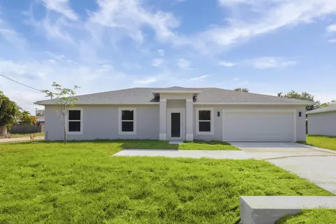 2498 SW Bayshore Blvd, Port Saint Lucie, FL 34984