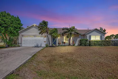 405 SW Saginaw Ave, Port Saint Lucie, FL 34953