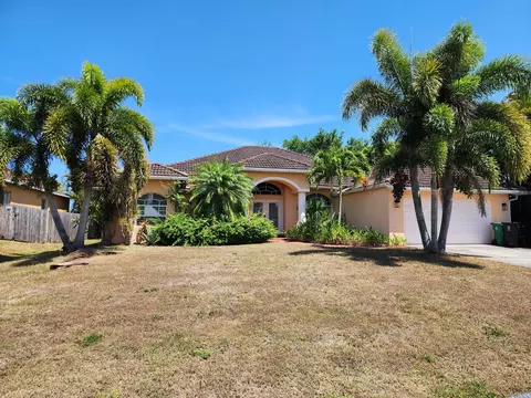 4285 SW Oblique St W, Port Saint Lucie, FL 34952