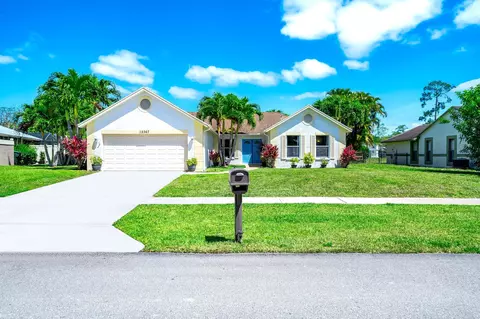 12367 Gingerwood Ln, Wellington, FL 33414