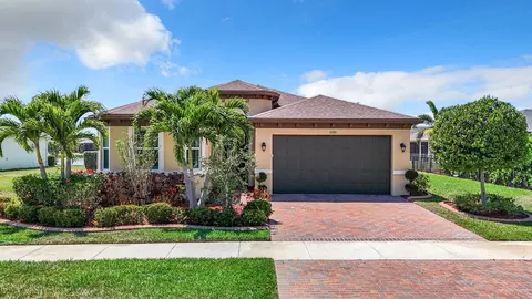 11180 SW Lake Park Dr, Port Saint Lucie, FL 34987
