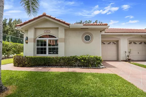 1971 Wood Fern Dr, Boynton Beach, FL 33436