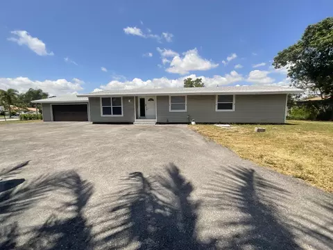 5037 Lake Blvd, Delray Beach, FL 33484