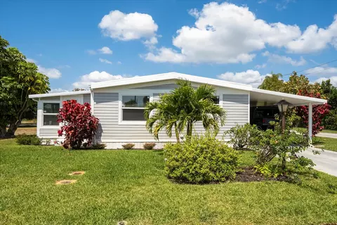 372 NE Jade Cir, Jensen Beach, FL 34957
