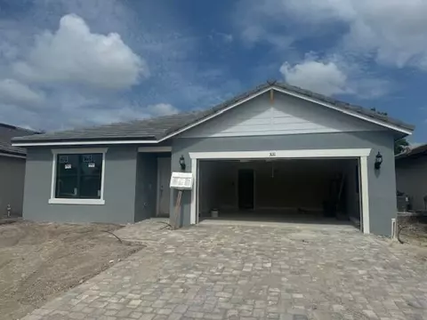 3011 Hibiscus Ave #2, Lauderdale Lakes, FL 33311