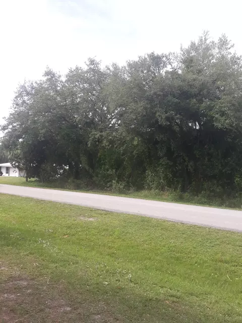 0 Seagrape Dr, Fort Pierce, FL 34982