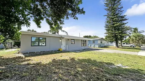 210 Ocean Pkwy, Boynton Beach, FL 33435